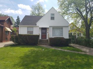5055 Thomas St, Maple Heights, OH 44137