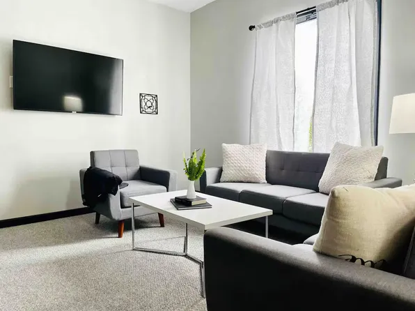 82 Adams Ave, Evansville, IN