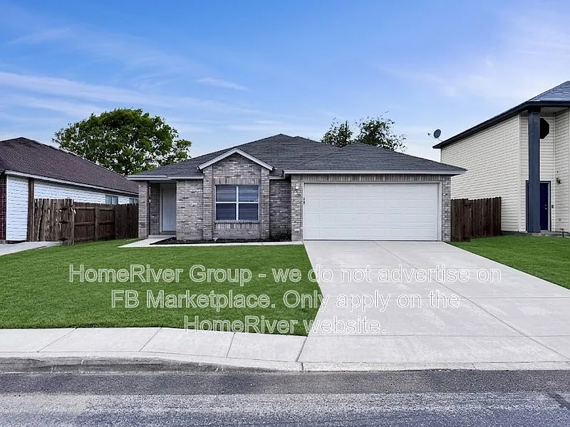 3 bed, 2.0 bath, 1520 sqft, $1,795 — Photo 1