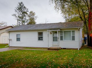 628 Spring St, Three Rivers, MI 49093