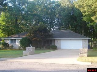 998 Courtney Ln, Mountain Home, AR 72653