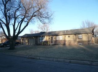 1810 N Edgemoor St, Wichita, KS 67208
