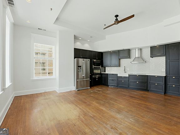 5th image of 30 5th St NE Unit 1008