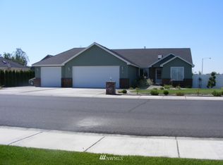601 S Lupine Dr, Moses Lake, WA 98837