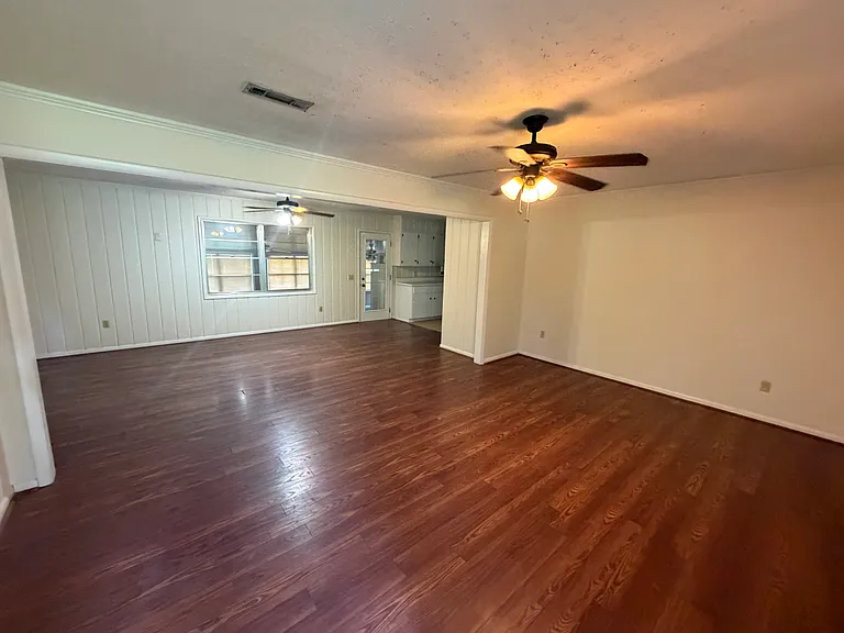 603 Peachtree St — Photo 3
