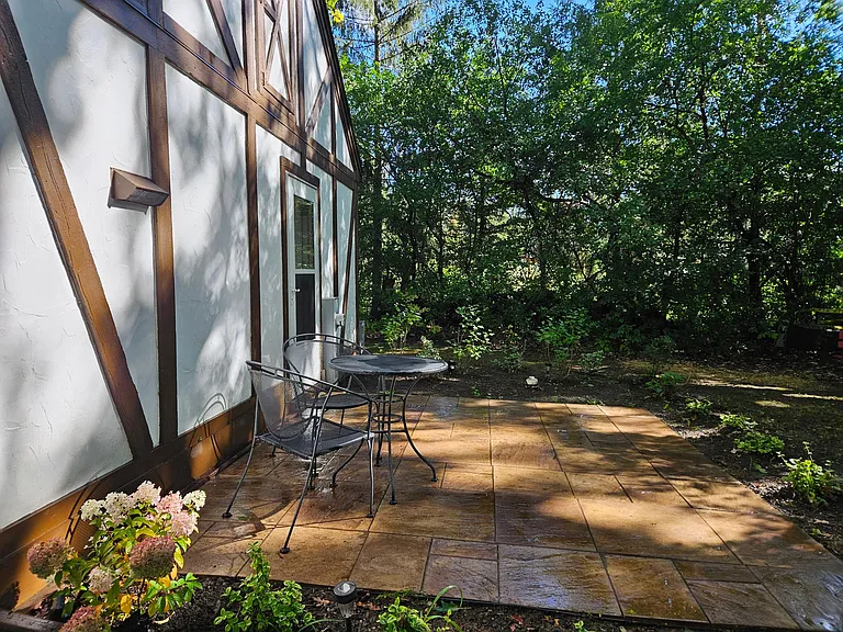 617 W Everett Rd #COACH HOUSE — Photo 7