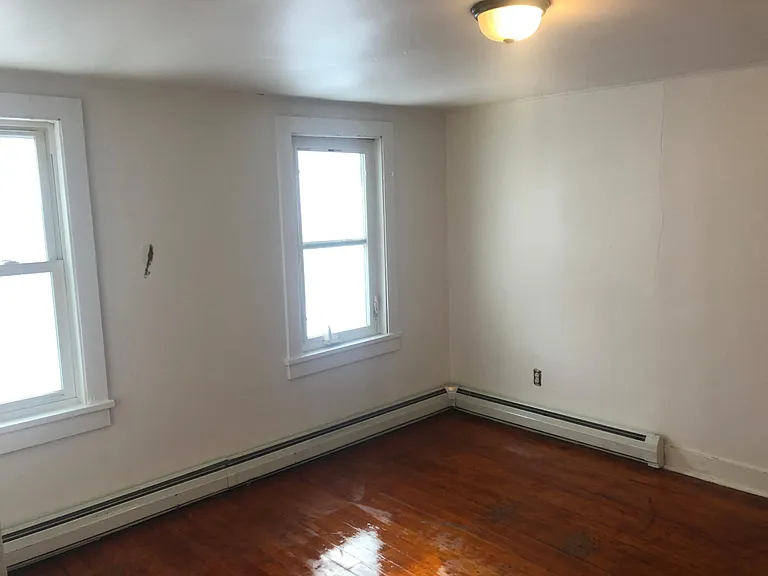 154 Main St #A — Photo 13