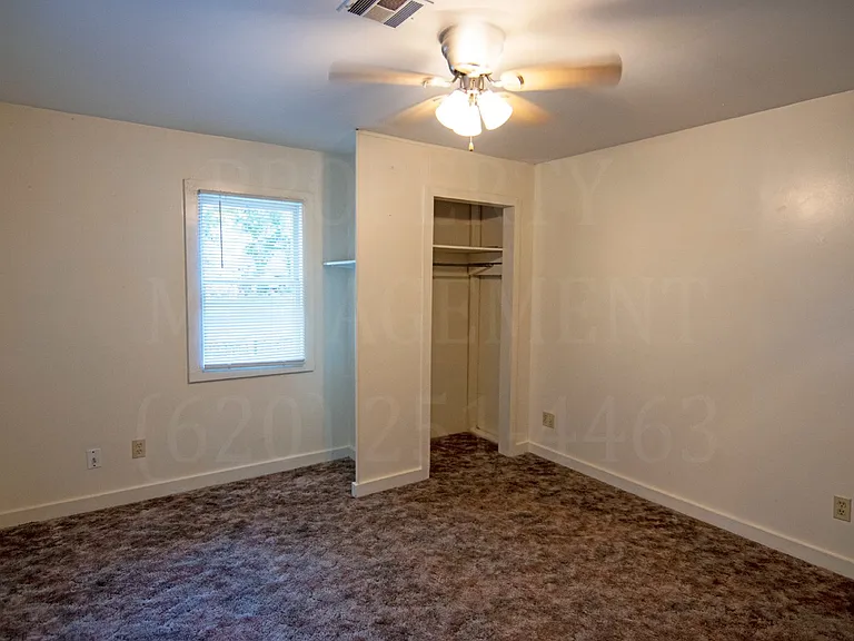 425 N Delaware St — Photo 12