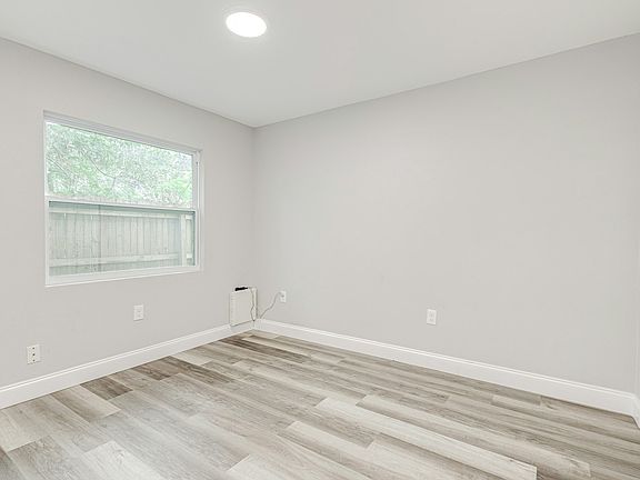 4th image of 8725 N 50th St APT E