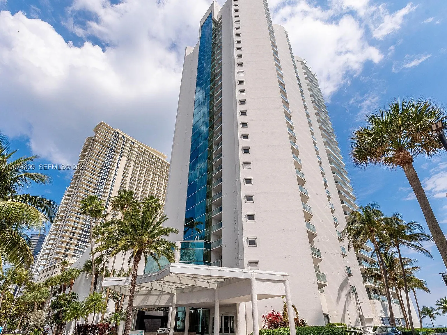 Oceania Iii Condo — Photo 2