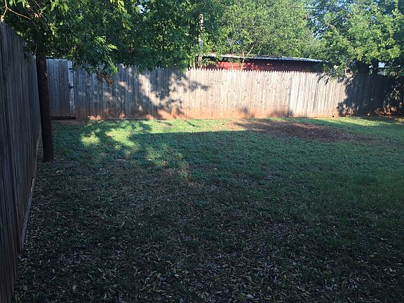 4th image of 1033 Fannin St