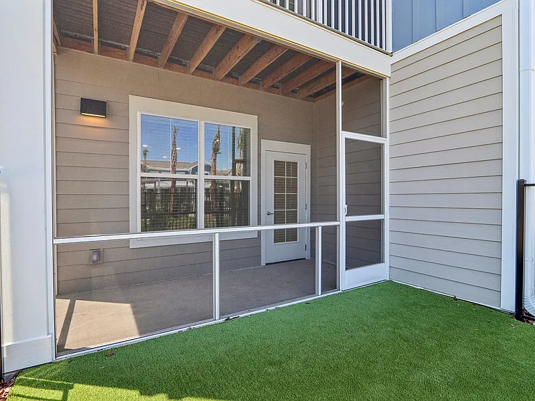 Velara Luxury Apartments — Photo 40