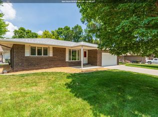 5101 Sunnybrook Dr, Sioux City, IA 51106