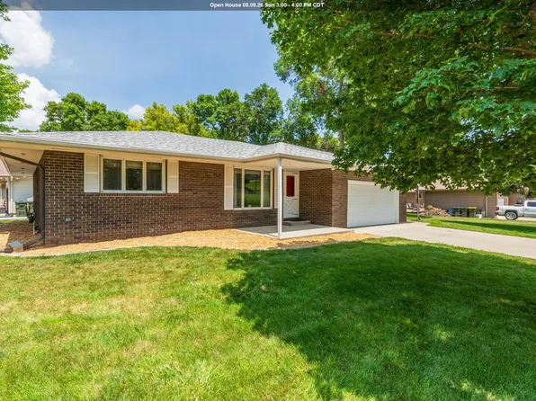 5101 Sunnybrook Dr, Sioux City, IA 51106
