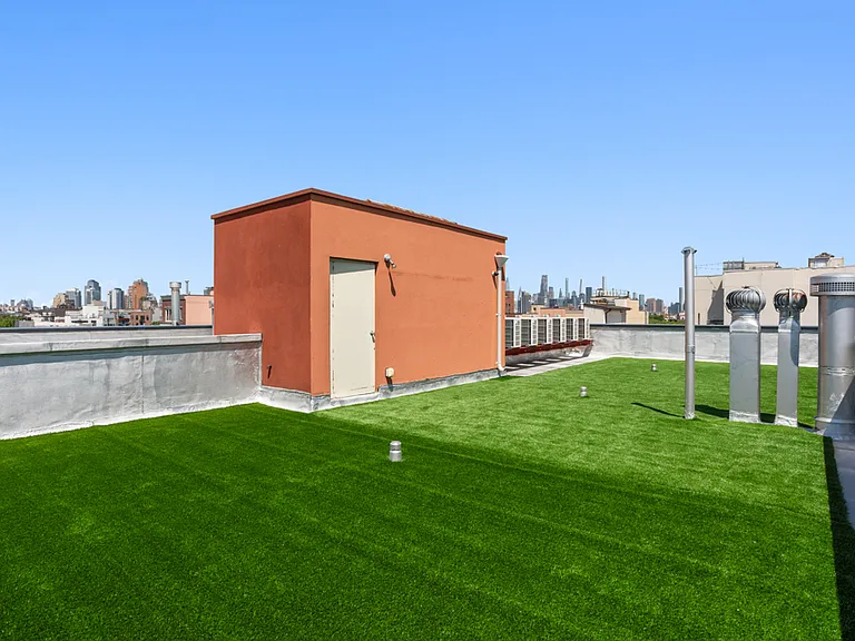 202 Withers St #2 — Photo 9
