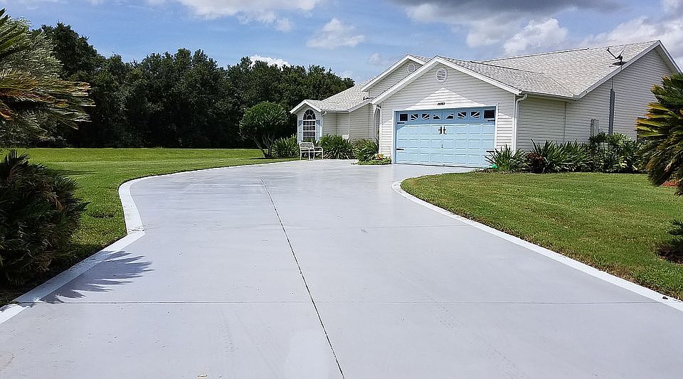 1st image of 25061 Riverwalk Dr