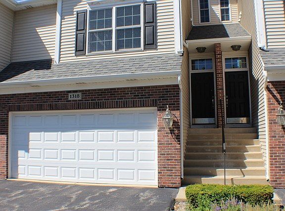 3rd image of 1318 N Winslowe Dr #0