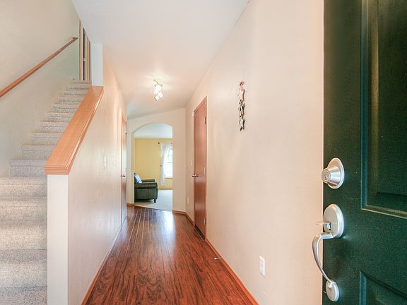 2nd image of 8922 Weiting Ave SE