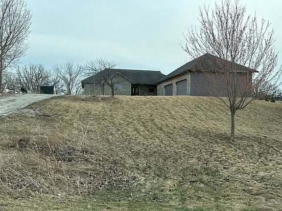 4th image of 18601 Shelby Ct