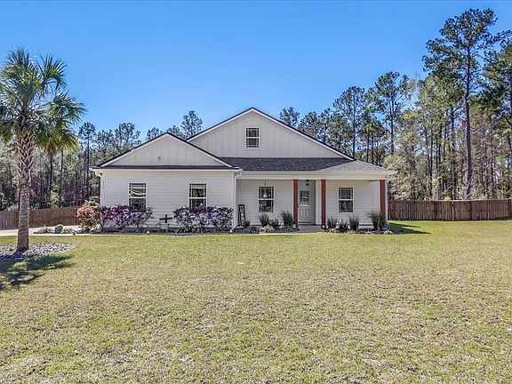 2nd image of 410 Parkside Cir