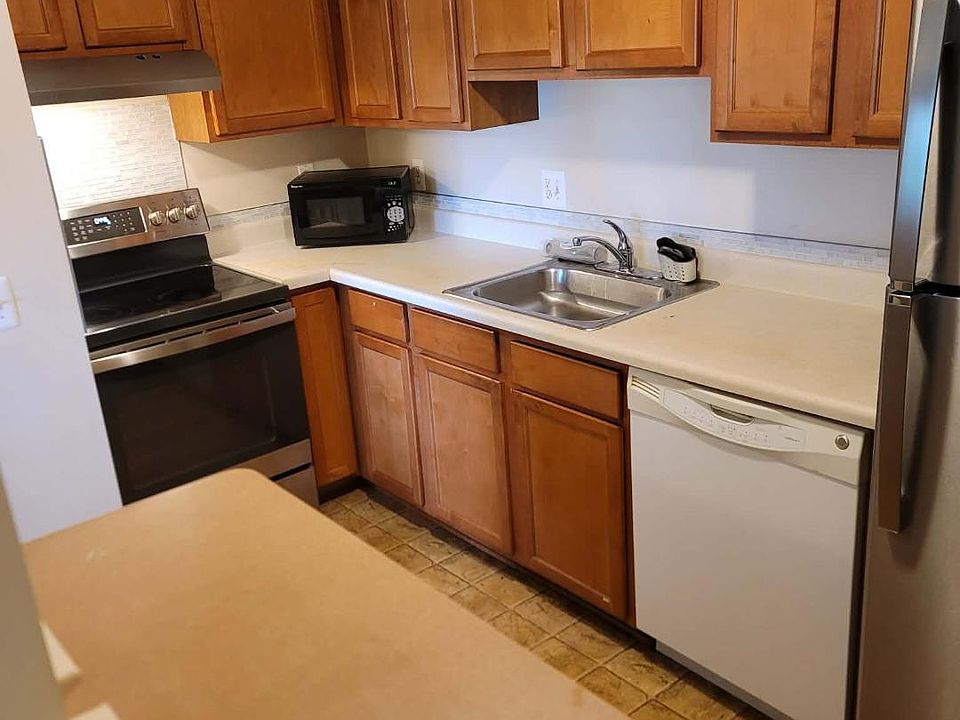 25307 Shiawassee Cir Apt 202, photo 18