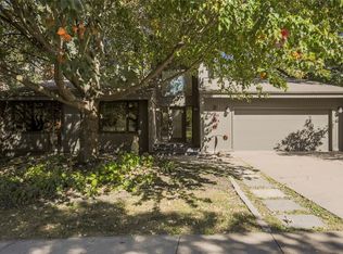 2956 Creighton St, Iowa City, IA 52245