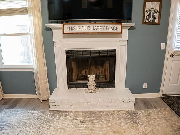 4th image of 3255 Priest Woods Dr