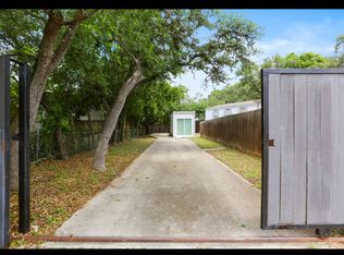 25211 Aue Rd #B, San Antonio, TX 78257