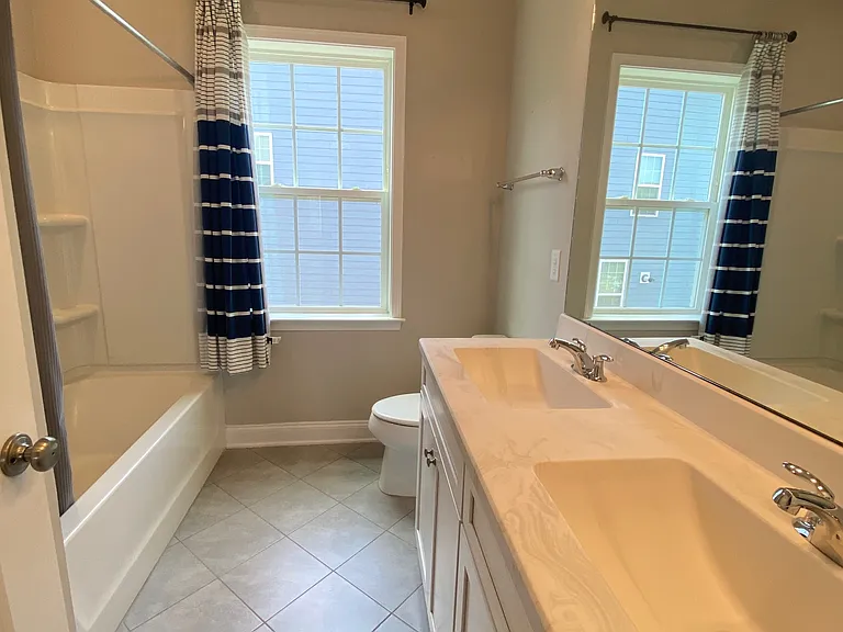 406 Gartrell Way — Photo 32