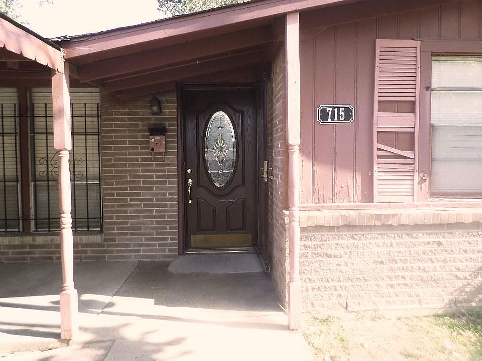 1st image of 715 E Vista Dr
