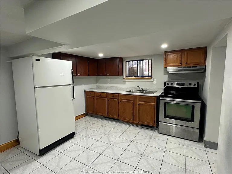 1473 S Cameron Blvd — Photo 11