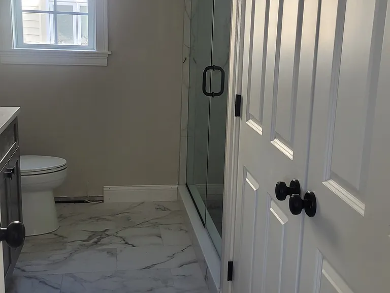 29 Amaranth Ave #1 — Photo 17