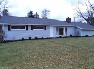 9906 E Idlewood Dr, Twinsburg, OH 44087