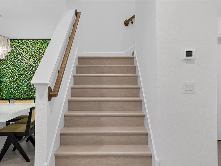 2254 Lost Horizon Way — Photo 18