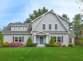 12 Mussel Cove Ln, Falmouth, ME 04105