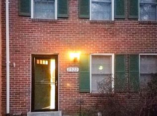 8322 Uxbridge Ct, Springfield, VA 22151