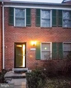 8322 Uxbridge Ct, Springfield, VA, 22151