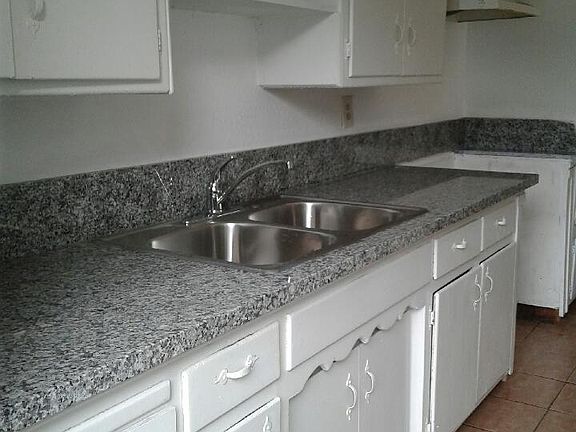 4th image of 115 Danville Way