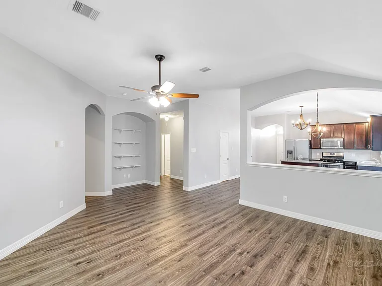 20103 Ray Falls Dr — Photo 16