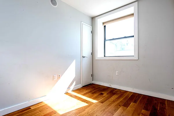 Rented by Simply Brooklyn Realty Inc | media 48
