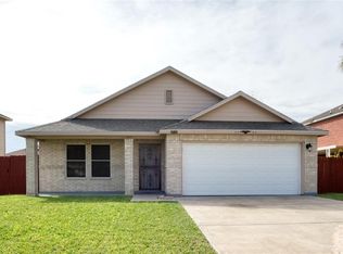 2111 Magnolia St, Mission, TX 78573