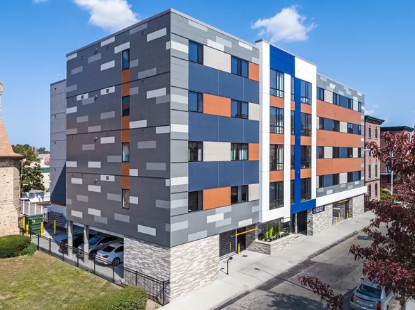 XLVII West Elm, 47 W Elm St #308, Brockton, MA 02301