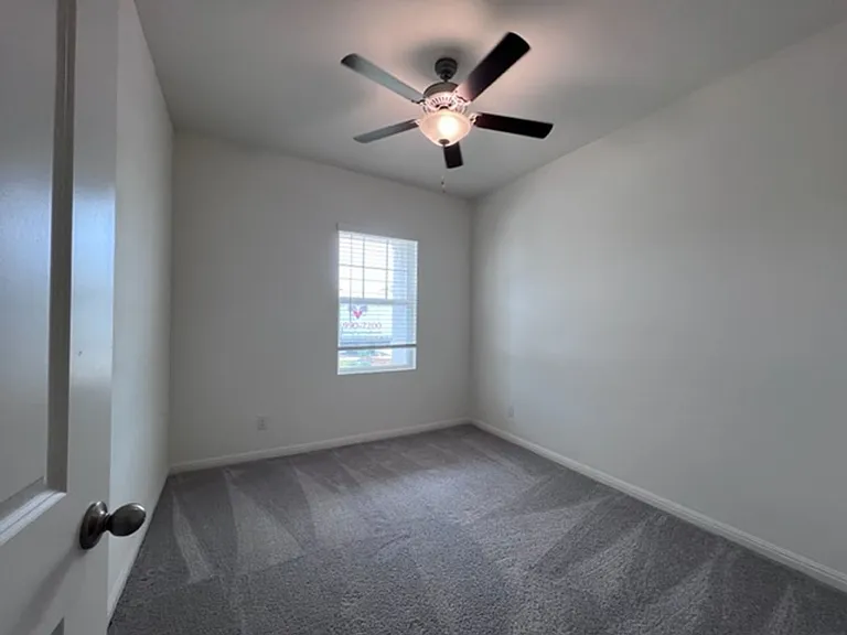 130 Rubrum Rd — Photo 3