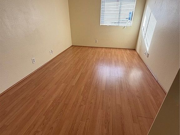 3rd image of 1361 E University Ave APT 209