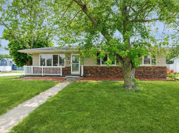 3099 27th Ave, Marion, IA 52302