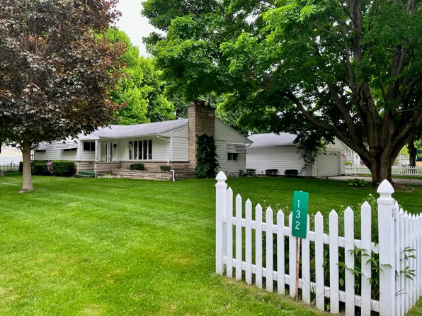 132 Sunset Blvd E, Battle Creek, MI 49017