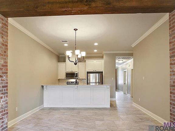 5th image of 17505 Mallard Cove Ave