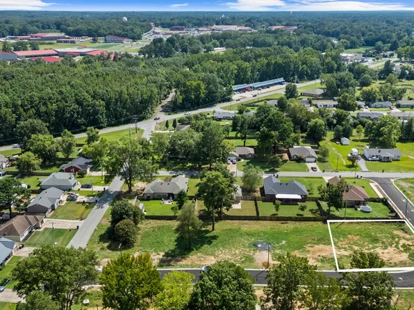 107 Christian Ln, Cabot, AR 72023
