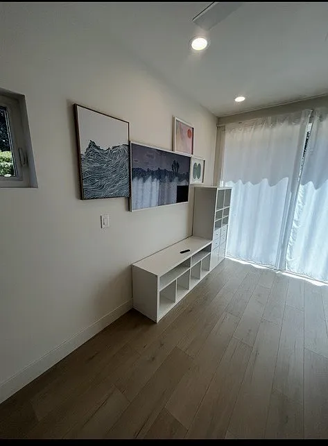 Studio, 594 sqft, $2,000 — Photo 2