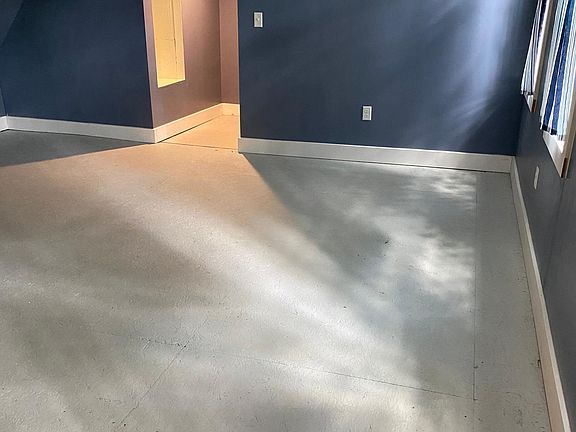 Bedroom (view towards closets)